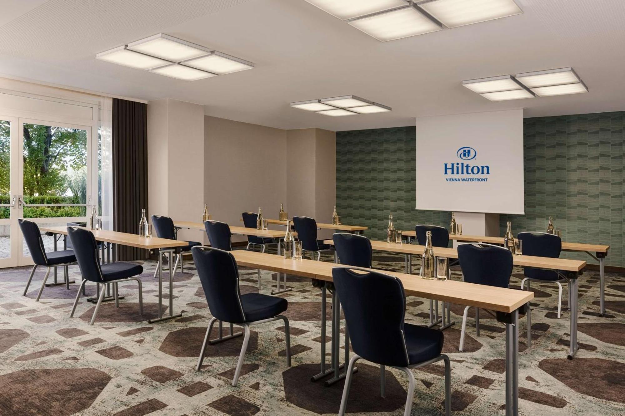 Hotel Hilton Waterfront Vienne